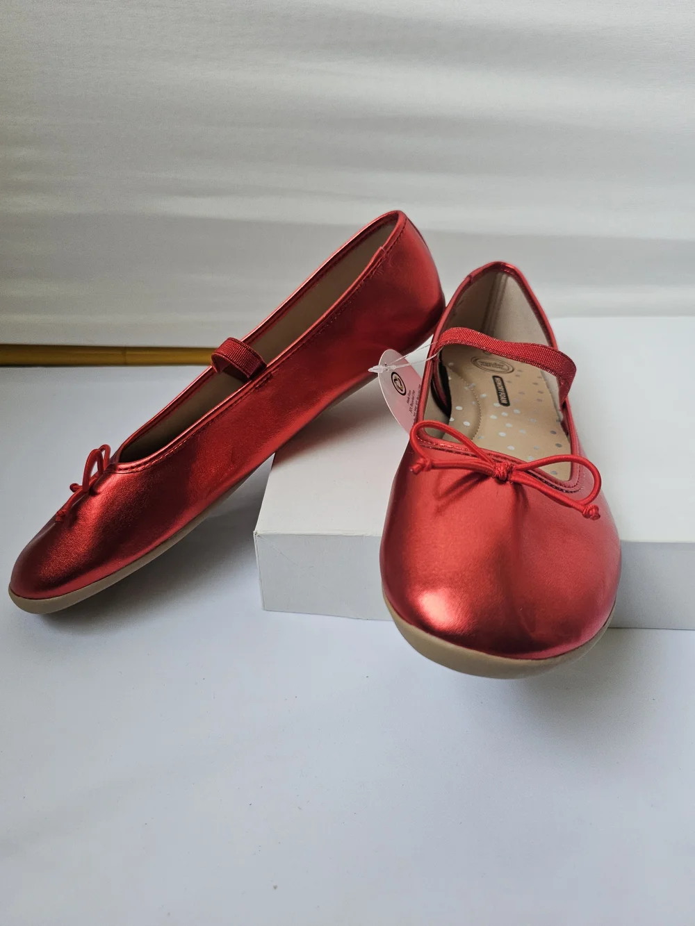 Wonder Nation Red Metallic Ballet Flats Mary Jane Strap NWT Size 6